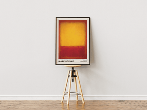 Abstrakt plakat i varme røde og gule farver inspireret af Mark Rothkos farvefelter, perfekt til moderne indretning og billedvægge.