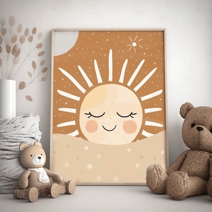 Smilende Solopgang - Børneplakat | Hyggelig & Farverig Vægkunst