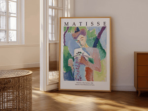 Tilfør dit hjem en poetisk og farverig energi med ‘Modesty (The Italian)’ – Matisse Plakat.