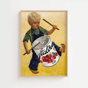 Farverig vintage plakat med barn og Fälchen dåse som tromme. Perfekt retro vægkunst til køkken eller stue. Leveres i flere størrelser.

