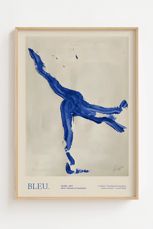 Abstract Bleu plakat med blå penselstrøg i kunstnerisk, abstrakt design – moderne plakat i minimalistisk stil.