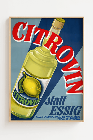Vintage Citrovin plakat med stor citronflaske og rød/blå typografi – retro reklame for citronessens i tysk designstil.

