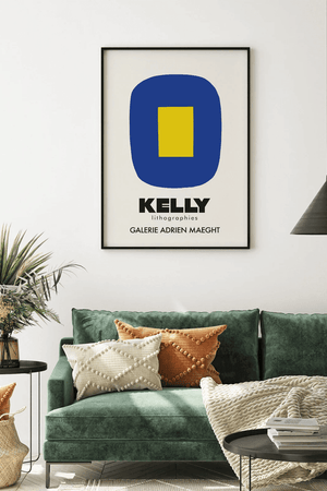 Ellsworth Kelly plakat med blå og gul abstrakt form – moderne kunstplakat i grafisk stil.