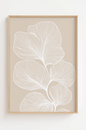 Moderne boho plakat med abstrakte blade i beige og neutrale toner