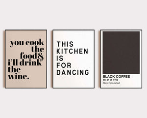Køb plakater til køkkenet | "This Kitchen Is For Dancing"