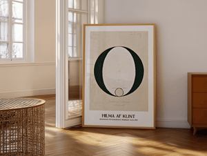 Duality plakat – Hilma af Klint abstrakt kunstplakat med sort og hvid cirkelmotiv