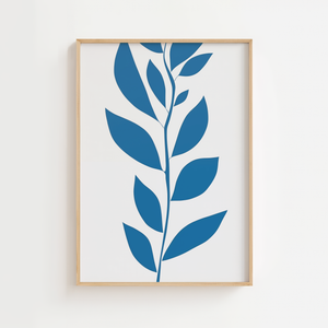 Blå botanisk gren plakat med stiliserede ellipseformede blade
