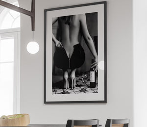 Champagne Glam – Fashion Plakat med luksuriøst design i moderne stil. Perfekt til modeelskere og billedvægge.