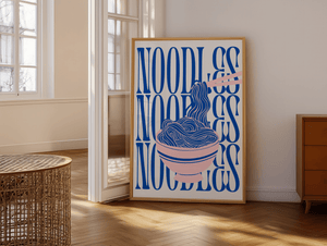Noodles Bowl plakat med pink skål og blå nudler i grafisk pop-art design – sjov køkkenplakat til noodle lovers.